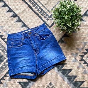 Blue denim high-waisted mom shorts